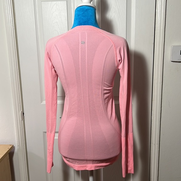 Lululemon Run swiftly Long Sleeve 4 - Picture 3 of 5
